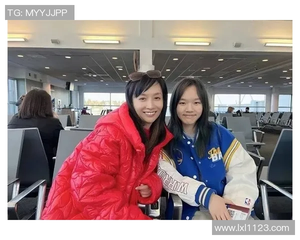 王芳网球生涯回顾与展望：从青涩球员到职业赛场的心路历程